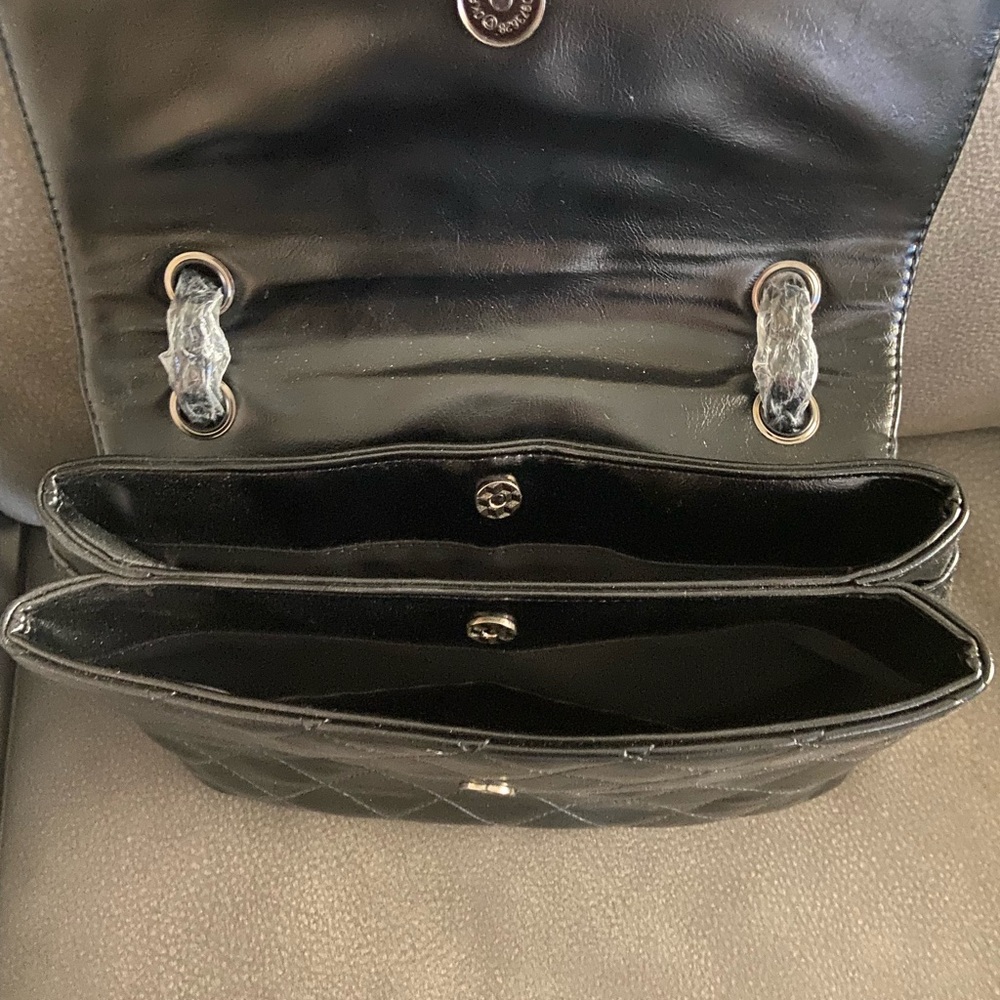 NEW Black Quilted Shoulder Bag - Picture 2 of 7